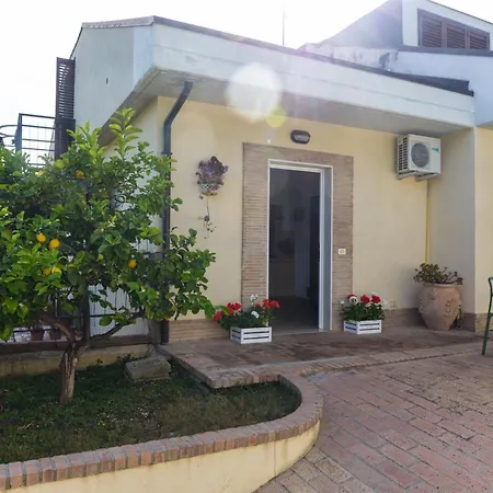 Ferienhaus Limone - Casa Con Giardino Privato -