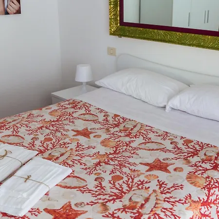 Vakantiehuis Limone - Casa Con Giardino Privato - *