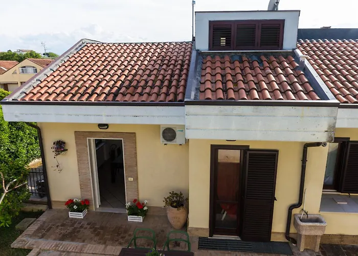 Дом отдыха Limone - Casa Con Giardino Privato -